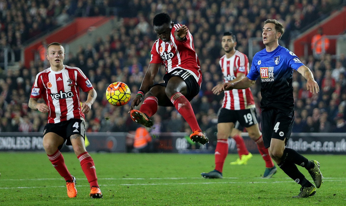 保罗和快船分道扬镳后，湖人接盘？（保罗与快船分手后，湖人成为下家？）