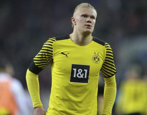 廷贝尔：凯恩是世界最佳之一，阻止他会是个很好的挑战（廷贝尔：凯恩属世界顶尖之一，防住他将是一场不小的考验）