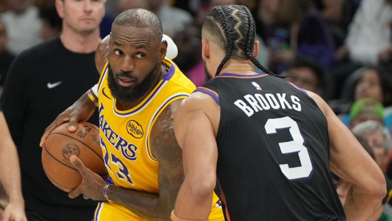 解说员：当年内维尔和我一起解说，托雷斯进球时他发出了怪声（解说员回忆：与内维尔同台时，托雷斯破门他突然发出怪叫）