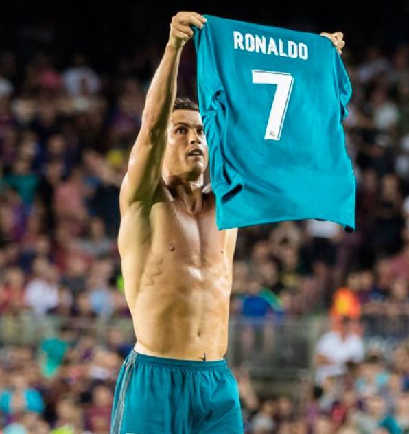 德佬：如果我们没有7万座的现代球场，如何与米兰双雄竞争（德佬：没7万座现代球场，怎么跟米兰双雄竞争？）