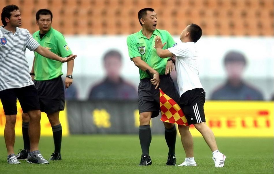 非洲杯战报：博格纳达破门制胜，民主刚果1-0战胜贝宁（非洲杯：博格纳达建功，民主刚果1-0力克贝宁）